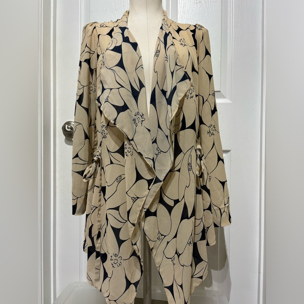 Club Monaco Floral Wrap Blouse with Tie Waist - Picture 3 of 10